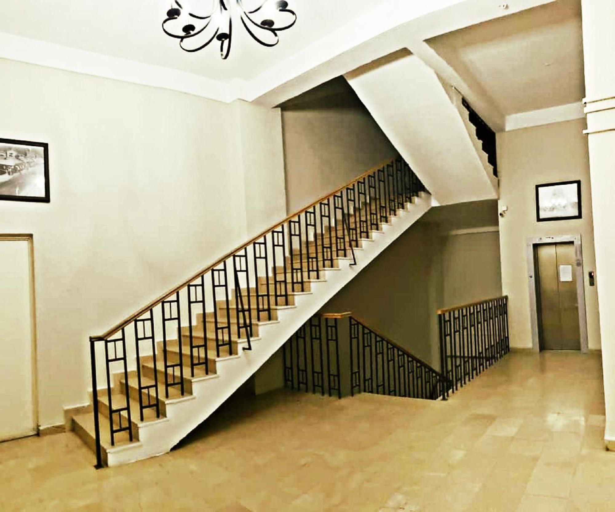 Cozy Apartment In The City Center Mtatsminda ティビリシ エクステリア 写真