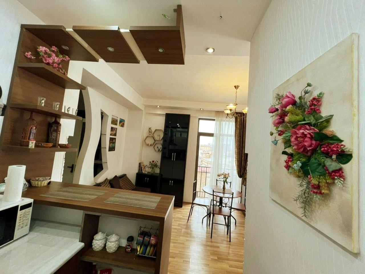 Cozy Apartment In The City Center Mtatsminda ティビリシ エクステリア 写真