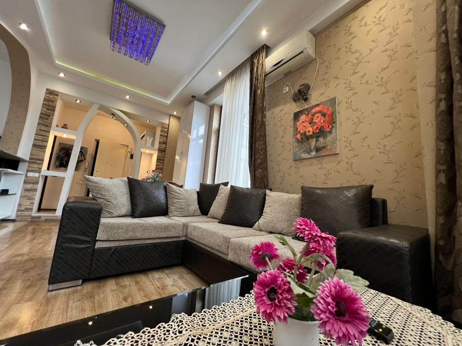 Cozy Apartment In The City Center Mtatsminda ティビリシ エクステリア 写真