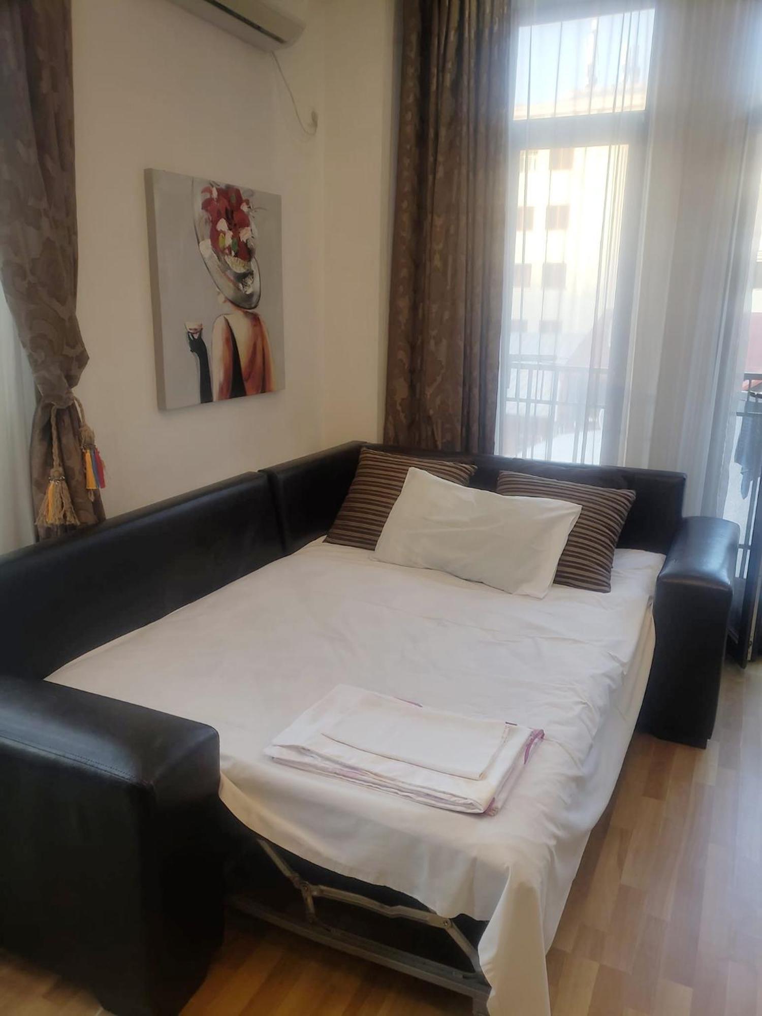 Cozy Apartment In The City Center Mtatsminda ティビリシ エクステリア 写真