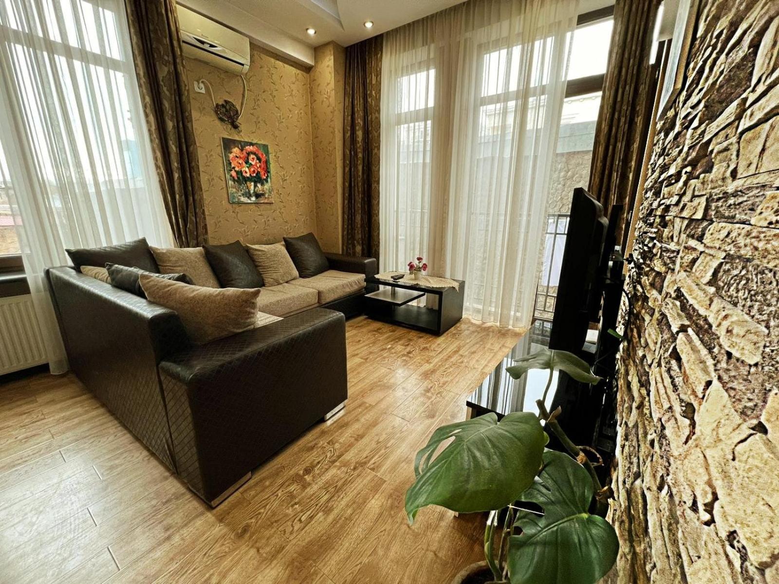 Cozy Apartment In The City Center Mtatsminda ティビリシ エクステリア 写真