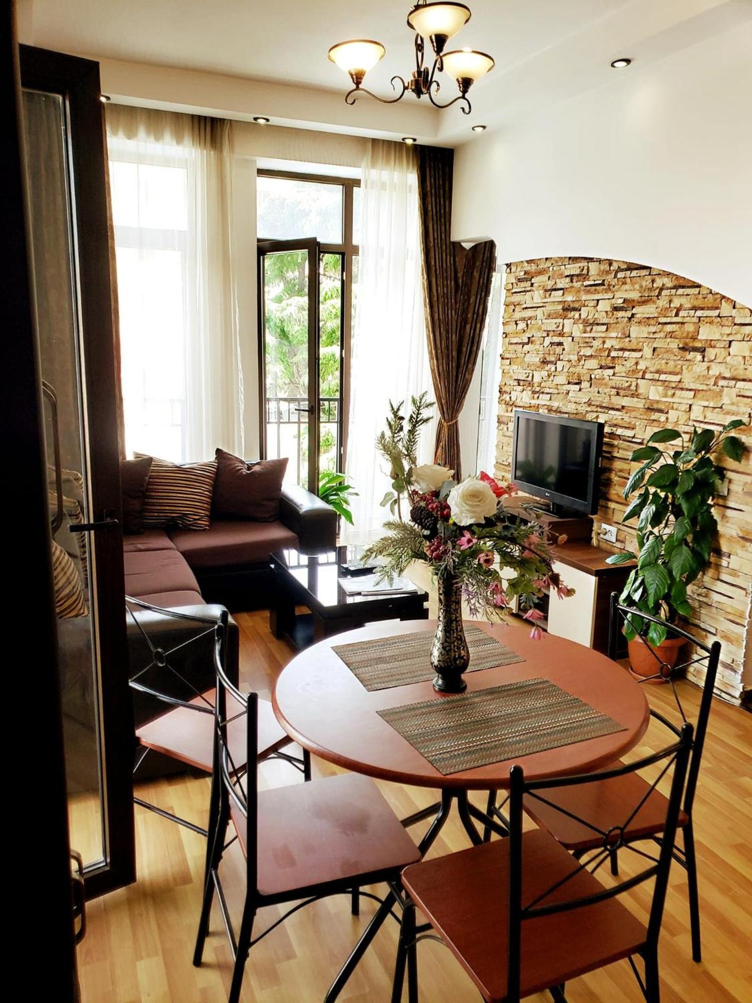 Cozy Apartment In The City Center Mtatsminda ティビリシ エクステリア 写真