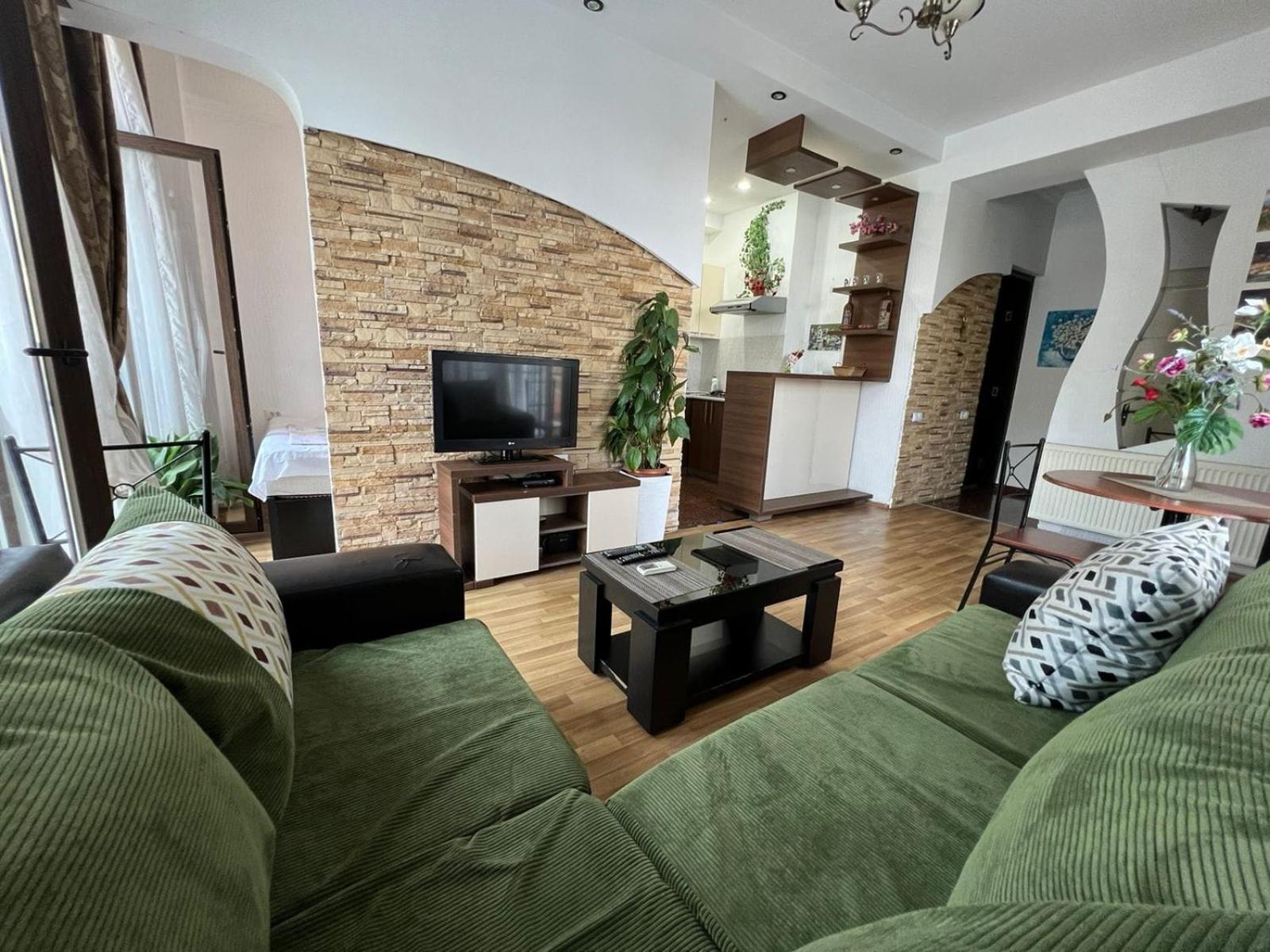 Cozy Apartment In The City Center Mtatsminda ティビリシ エクステリア 写真