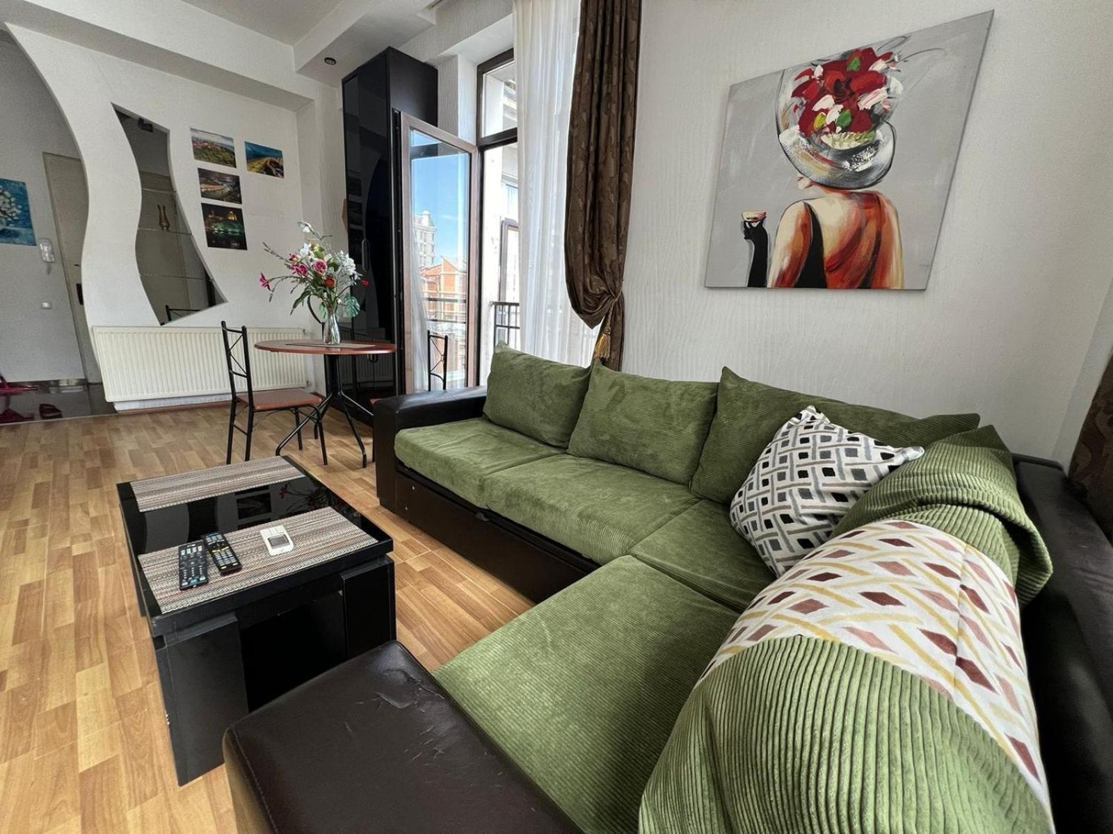Cozy Apartment In The City Center Mtatsminda ティビリシ エクステリア 写真