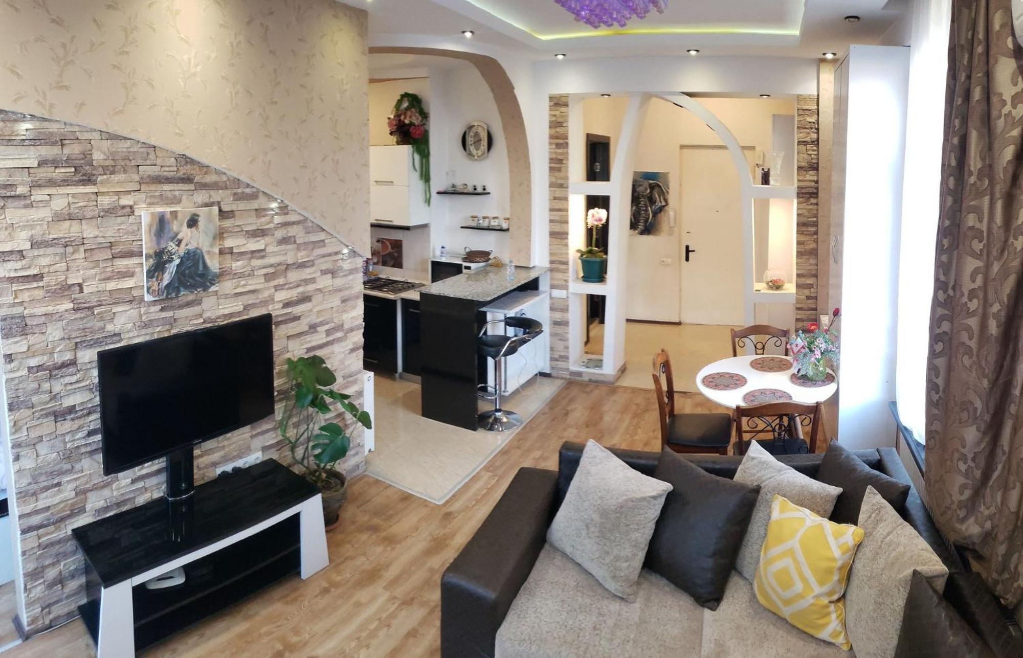Cozy Apartment In The City Center Mtatsminda ティビリシ エクステリア 写真